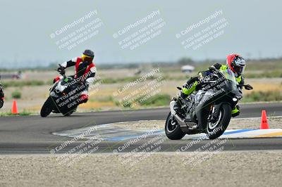 media/Apr-18-2025-TrackDaz (Fri) [[45f5874c44]]/C Group/Session 1 (Turn 7)/